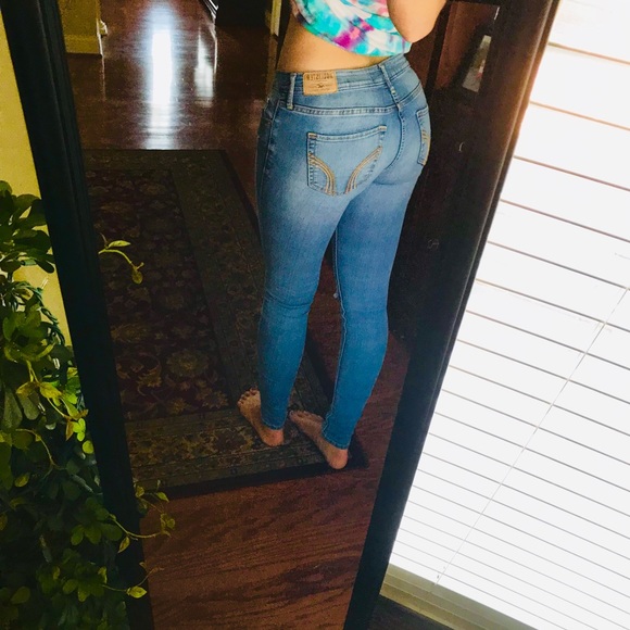 Hollister distressed jean - Picture 3 of 7